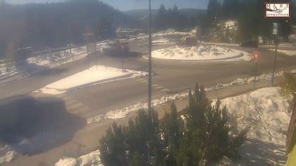 live webcam truckee|truckee webcam roundabout.